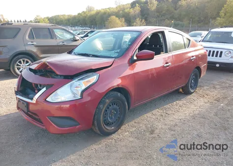 2018 Nissan Versa 1.6 Sv z USA, uszkodzony, nr VIN 3N1CN7AP8JK404311